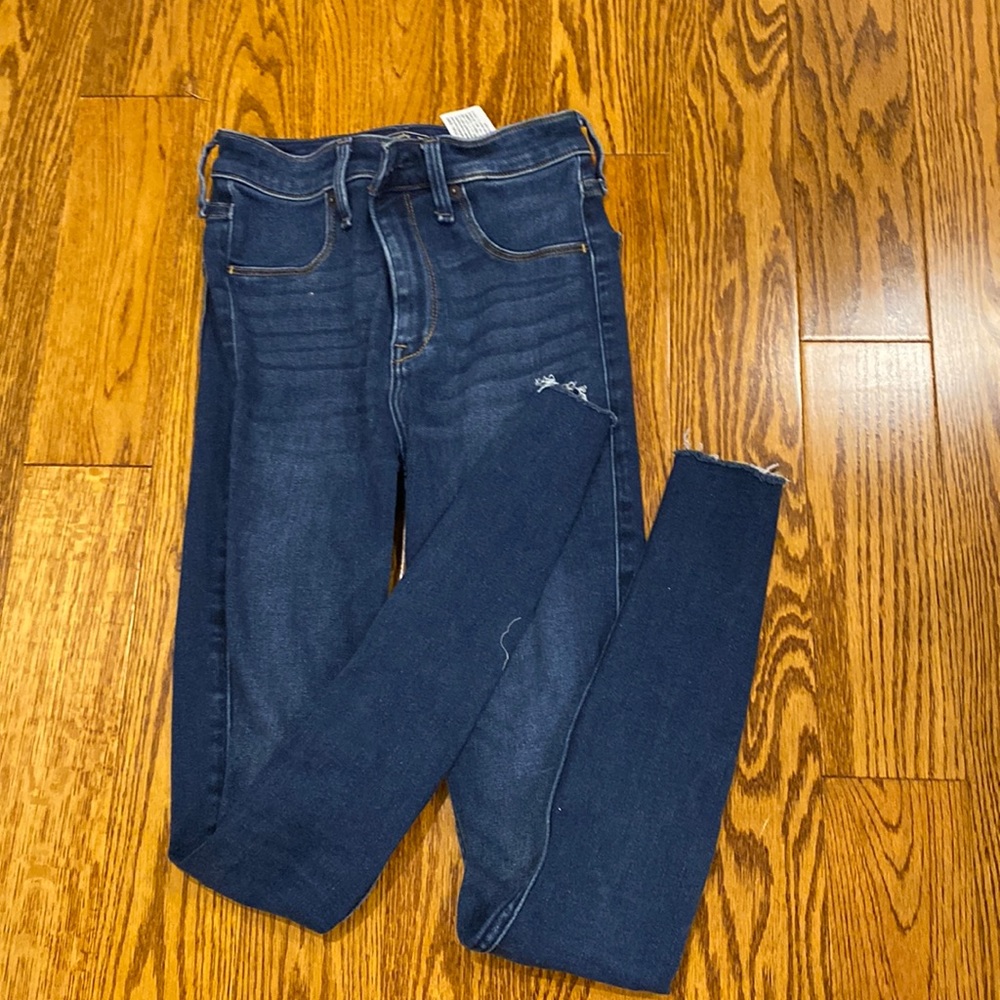 High rise Abercrombie stretchy skinny jeans